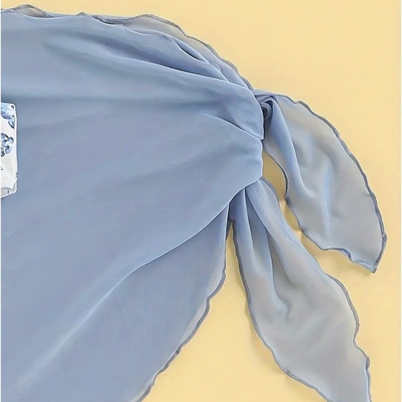 3pc Blue Floral Triangle Halter Bikini Set with Sarong Cover Up - Picture 4 of 6